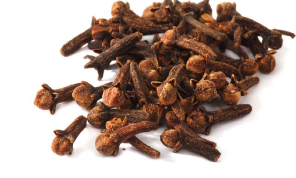 Istraživanja kažu da je karanfilić dobar protiv zubobolje