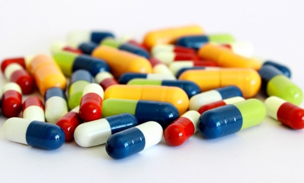 Zašto obično sve kapsule imaju dvije boje?