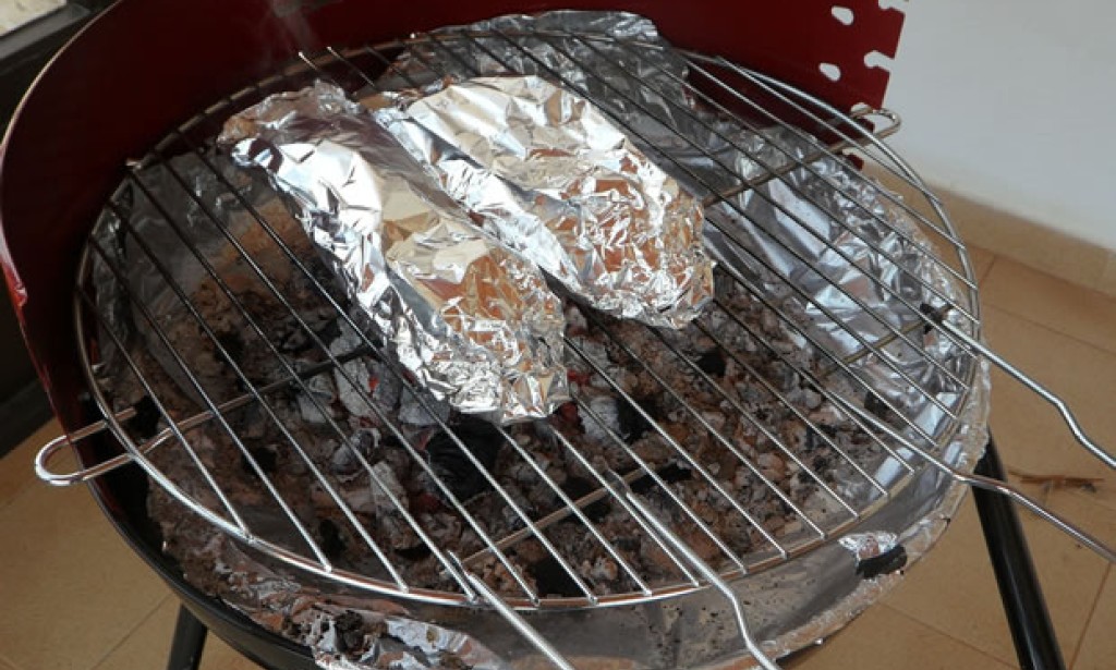 Ljekari upozoravaju da svi trebamo prestati koristiti aluminijske folije prilikom pripremanja hrane