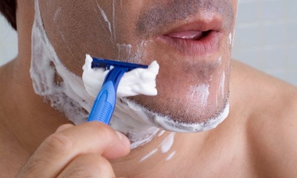 Znate li koliko puta smijete da koristite isti brijač?