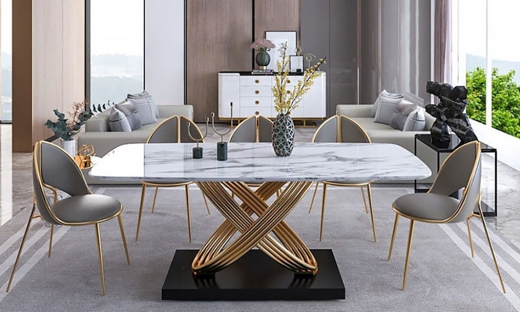 Luksuzan enterijer uz nameštaj od plemenitog kamena