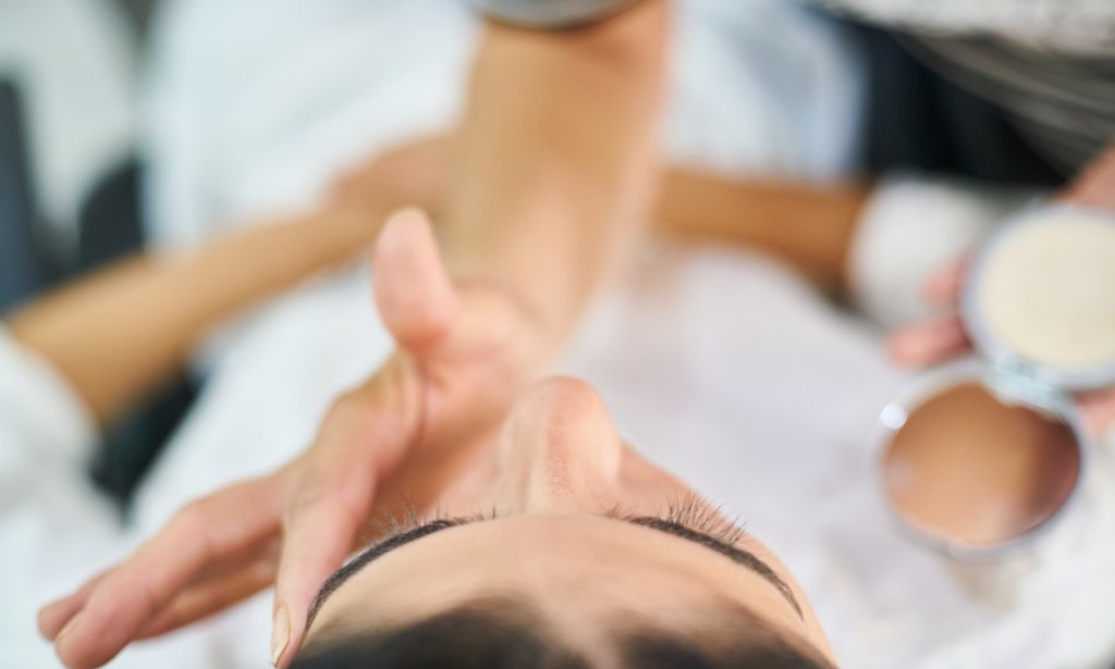 Zračite na obali: Tajne lepote za pobedu nad letnjim izazovima