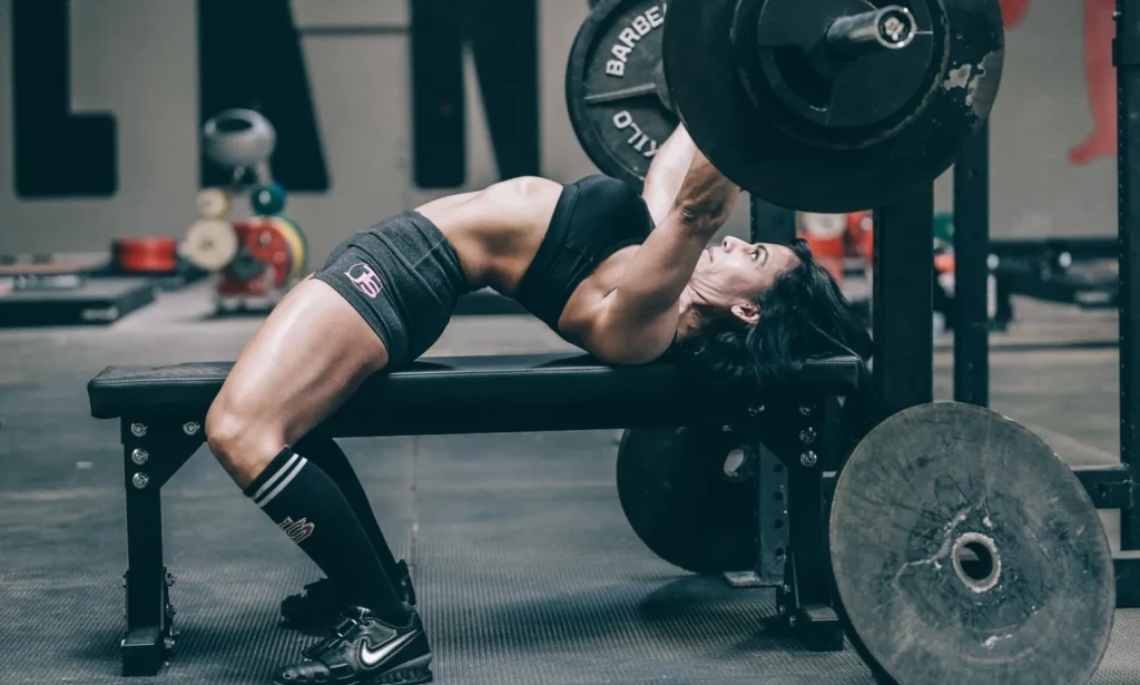 ŠOK I APSOLUTNA DOMINACIJA: Zašto žene dižu veće terete, žele li zaista biti muškarci ili je to samo nova maska moći?