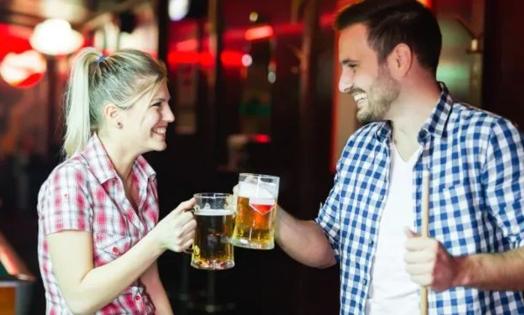 SKANDAL KOJI TRESE DRUŠTVO: Zloupotreba slobode – Zašto žene nikada više varaju, piju i kvare sliku o sebi?